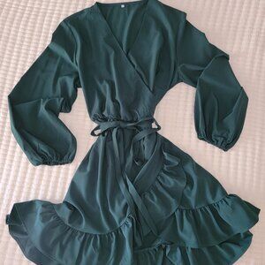 Long Sleeve Wrap Dress - green